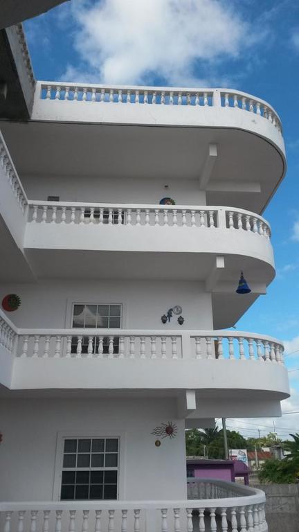 Las Palmas Hotel Corozal Ngoại thất bức ảnh