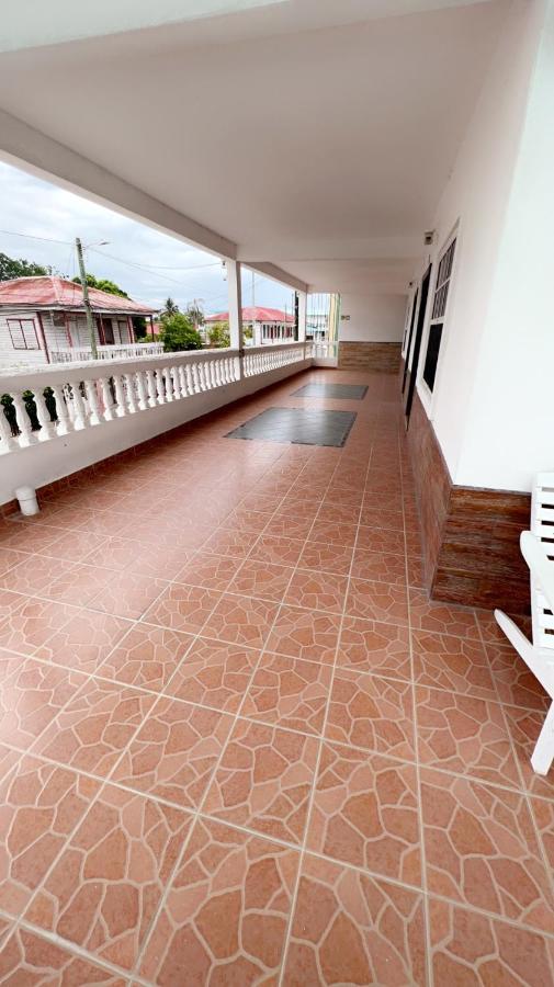 Las Palmas Hotel Corozal Ngoại thất bức ảnh