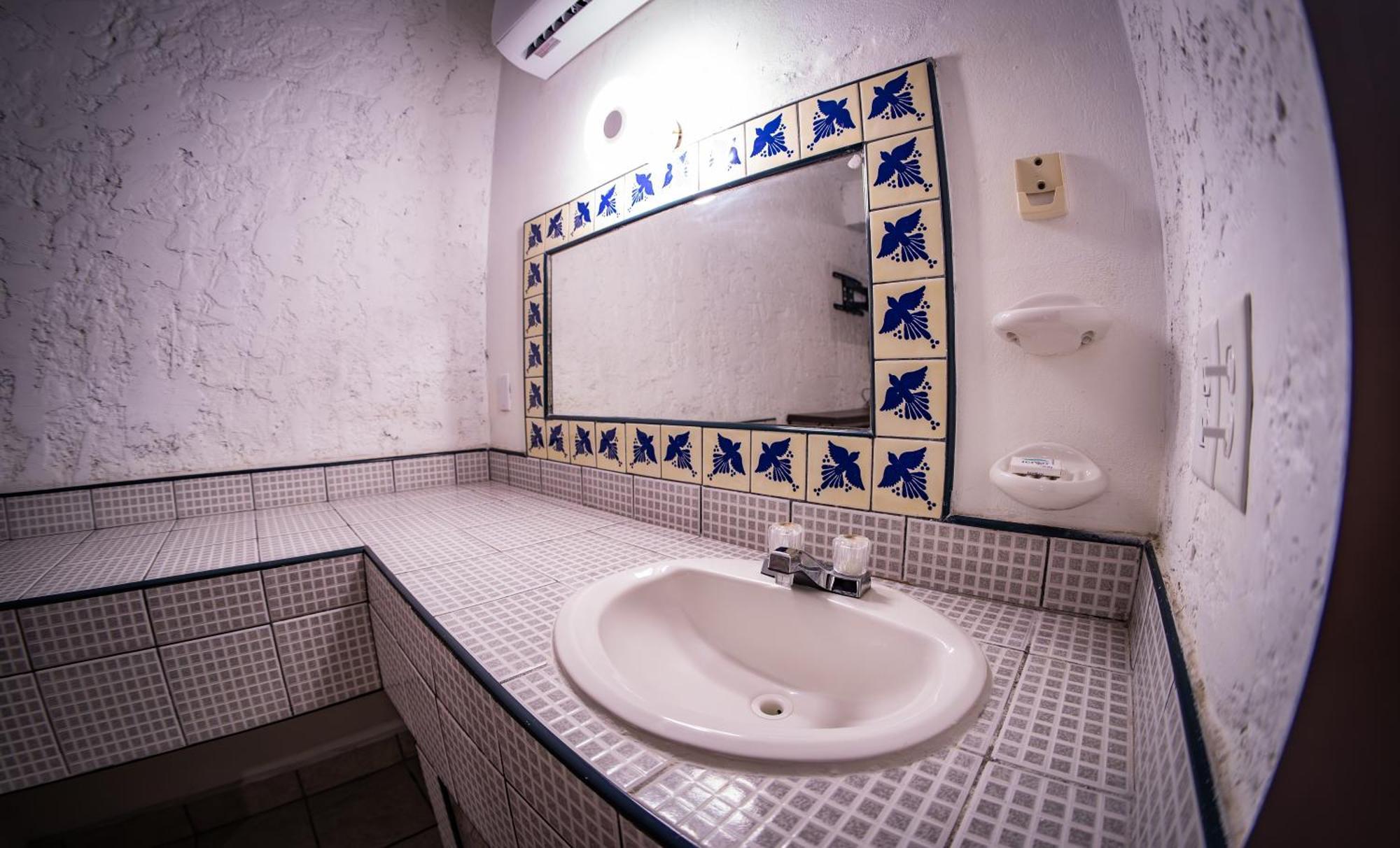 Las Palmas Hotel Corozal Ngoại thất bức ảnh