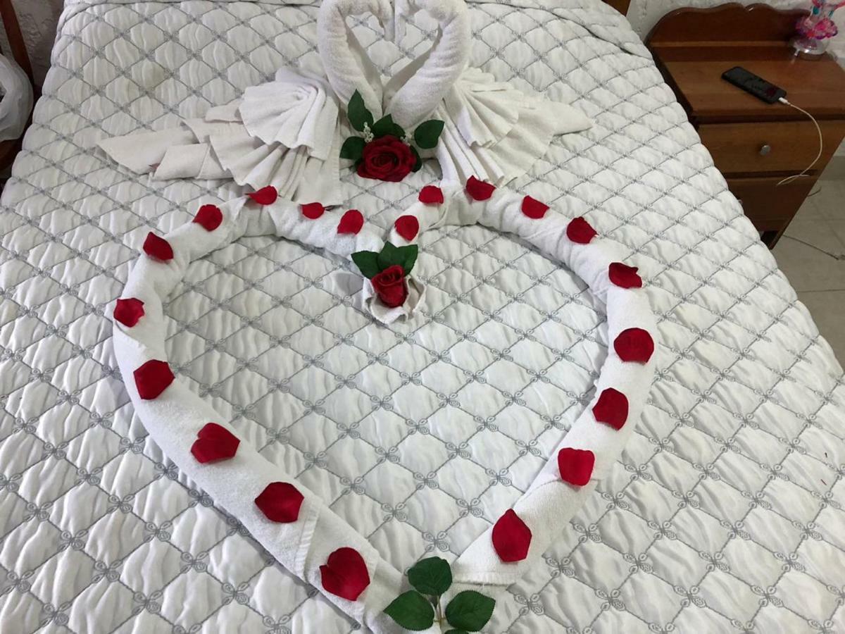 Las Palmas Hotel Corozal Ngoại thất bức ảnh
